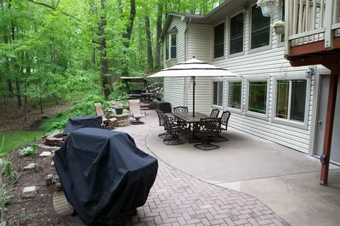 2343 S Corlett, Brighton, MI 48114 photo 10