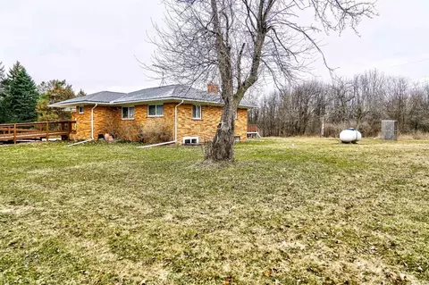 3297 Dewdrop Ln, Howell, MI 48843 photo 6