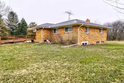 3297 Dewdrop Ln, Howell, MI 48843 photo 7