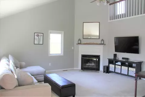602 Echo Ct, Saline, MI 48176 photo 1