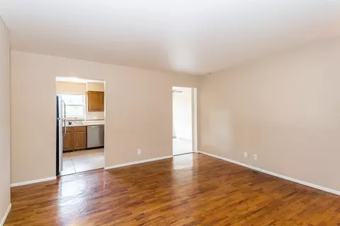 632 Skydale Dr, Ann Arbor, MI 48105 photo 9