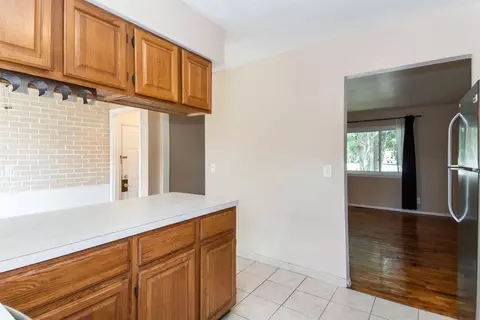 632 Skydale Dr, Ann Arbor, MI 48105 photo 13