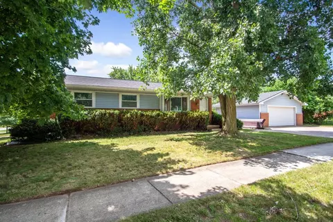 632 Skydale Dr, Ann Arbor, MI 48105 photo 1