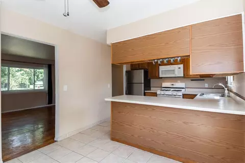 632 Skydale Dr, Ann Arbor, MI 48105 photo 11