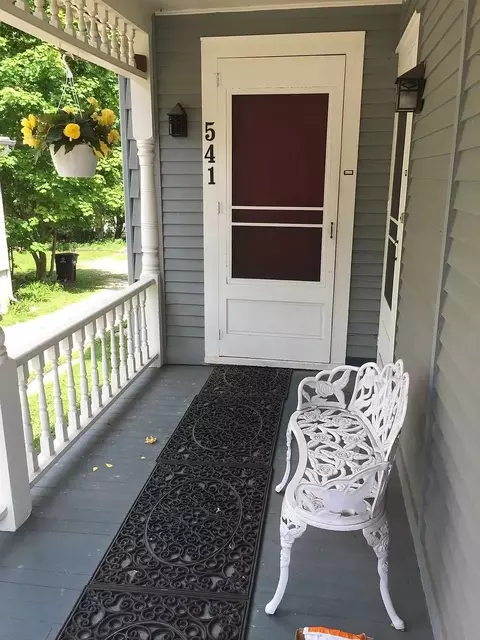 541 3rd St, Ann Arbor, MI 48103 photo 2
