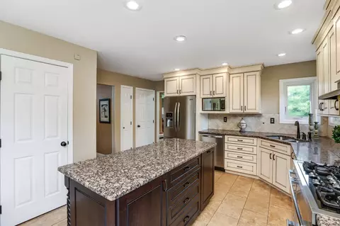6161 Windmill Ct, Saline, MI 48176 photo 10