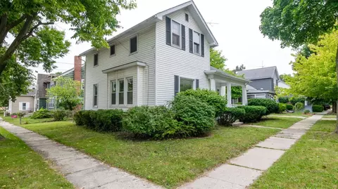 503 Ormsby St, Adrian, MI 49221 photo 2