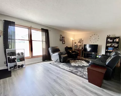 125 E Newburg Rd, Carleton, MI 48117 photo 9