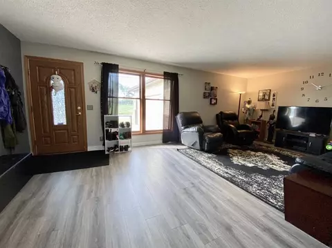 125 E Newburg Rd, Carleton, MI 48117 photo 8