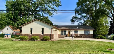 125 E Newburg Rd, Carleton, MI 48117 photo 1