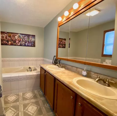 125 E Newburg Rd, Carleton, MI 48117 photo 19