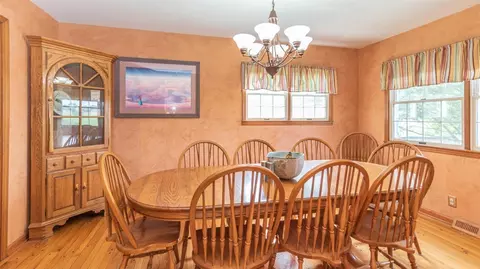 9950 Warner Rd, Saline, MI 48176 photo 13