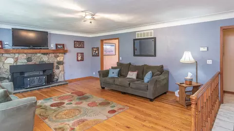 9950 Warner Rd, Saline, MI 48176 photo 5