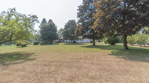 9950 Warner Rd, Saline, MI 48176 photo 2