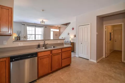 47676 Ormskirk Dr, Canton, MI 48188 photo 14