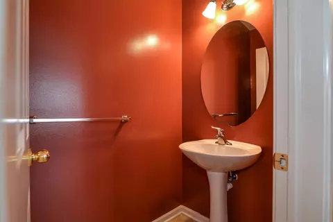 47676 Ormskirk Dr, Canton, MI 48188 photo 16