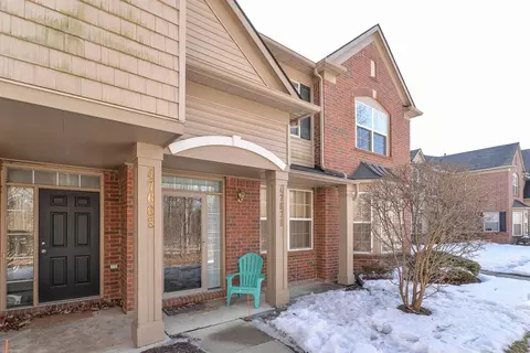 47676 Ormskirk Dr, Canton, MI 48188 photo 4