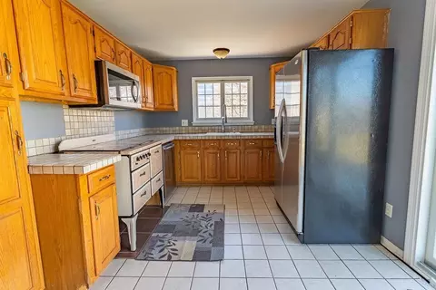 30444 Cherry Ave, Romulus, MI 48174 photo 15