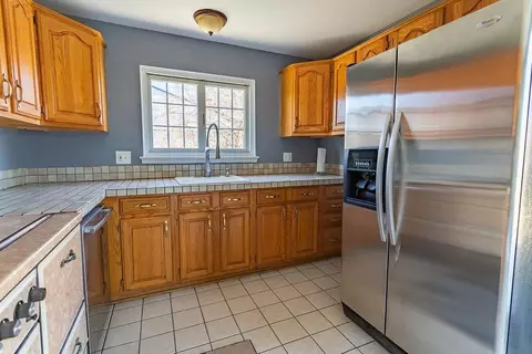 30444 Cherry Ave, Romulus, MI 48174 photo 16
