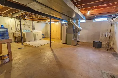 30444 Cherry Ave, Romulus, MI 48174 photo 34