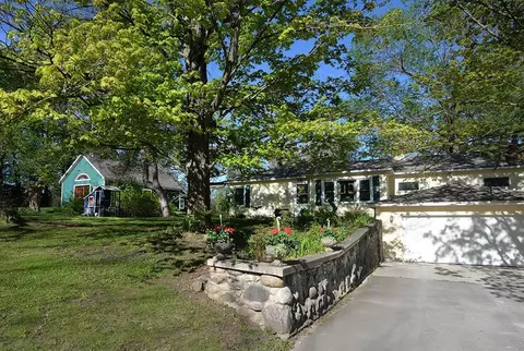 8471 Scully Rd, Dexter, MI 48130 photo 3