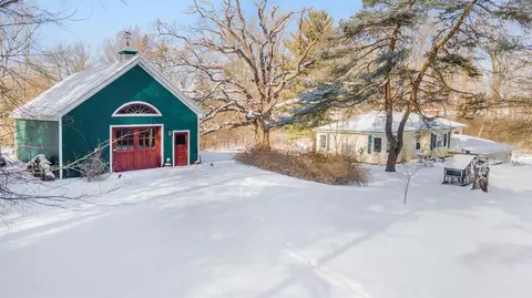 8471 Scully Rd, Dexter, MI 48130 photo 1