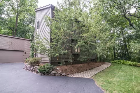 2981 Devonshire Rd, Ann Arbor, MI 48104 photo 52