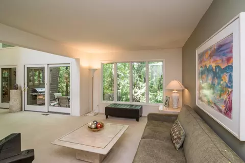 2981 Devonshire Rd, Ann Arbor, MI 48104 photo 16