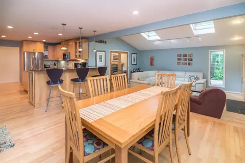 2981 Devonshire Rd, Ann Arbor, MI 48104 photo 23