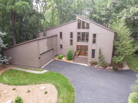 2981 Devonshire Rd, Ann Arbor, MI 48104 photo 4