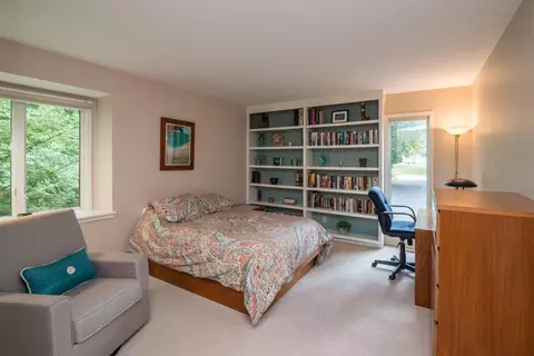 2981 Devonshire Rd, Ann Arbor, MI 48104 photo 32