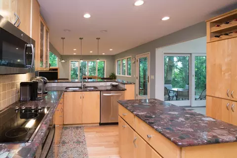 2981 Devonshire Rd, Ann Arbor, MI 48104 photo 22