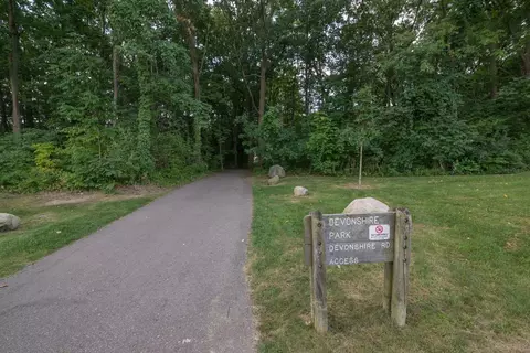 2981 Devonshire Rd, Ann Arbor, MI 48104 photo 63