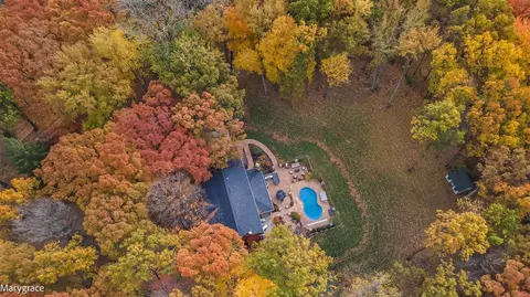 12695 Eggert Rd, Dundee, MI 48131 photo 2