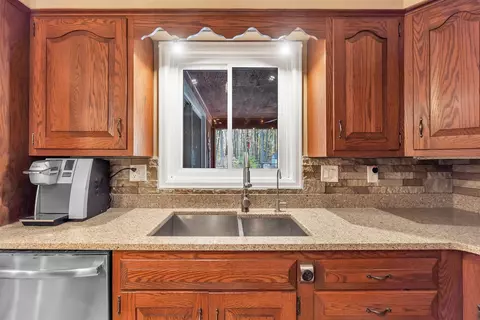 12695 Eggert Rd, Dundee, MI 48131 photo 66