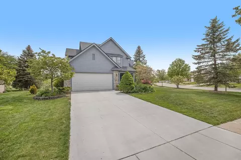 326 E Castlebury Cir, Saline, MI 48176 photo 35