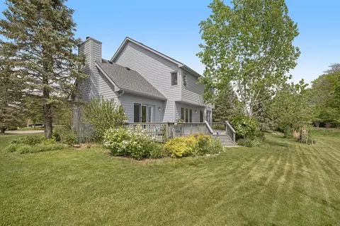326 E Castlebury Cir, Saline, MI 48176 photo 41