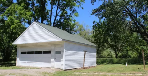 9027 Crabb Rd, Temperance, MI 48182 photo 5