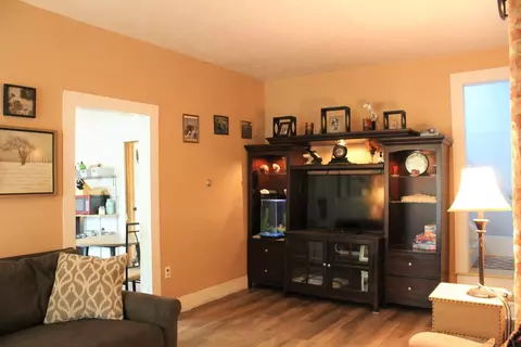 9027 Crabb Rd, Temperance, MI 48182 photo 10