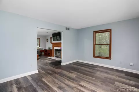 8951 Buchanan Rd, Brighton, MI 48116 photo 7