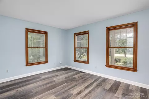 8951 Buchanan Rd, Brighton, MI 48116 photo 6