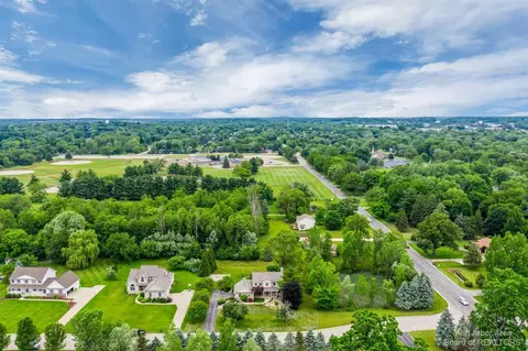 8951 Buchanan Rd, Brighton, MI 48116 photo 32