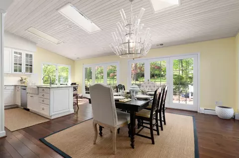 2321 Devonshire Rd, Ann Arbor, MI 48104 photo 21