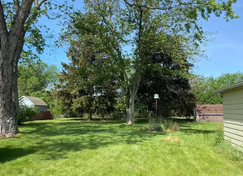 505 Orchard Ln, Tecumseh, MI 49286 photo 4