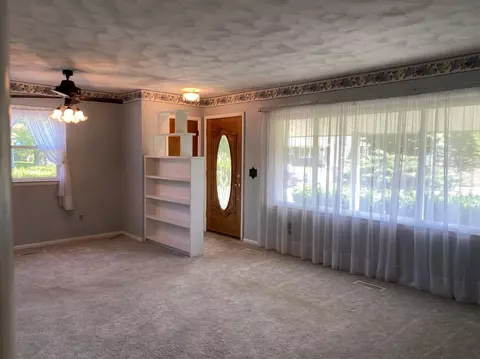 505 Orchard Ln, Tecumseh, MI 49286 photo 5