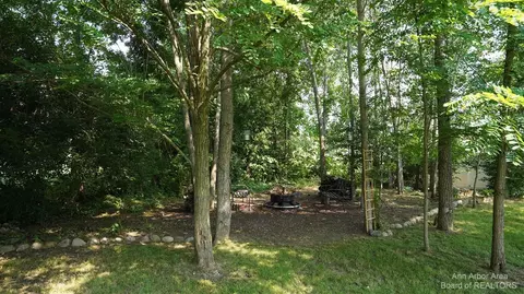 767 Pemberton Ln, Jackson, MI 49203 photo 35