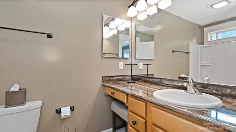 767 Pemberton Ln, Jackson, MI 49203 photo 18