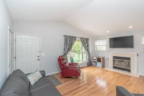 161 Commons Cir, Saline, MI 48176 photo 7