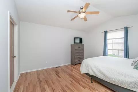 161 Commons Cir, Saline, MI 48176 photo 26