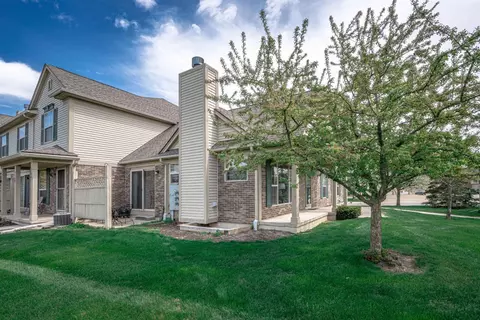 161 Commons Cir, Saline, MI 48176 photo 56